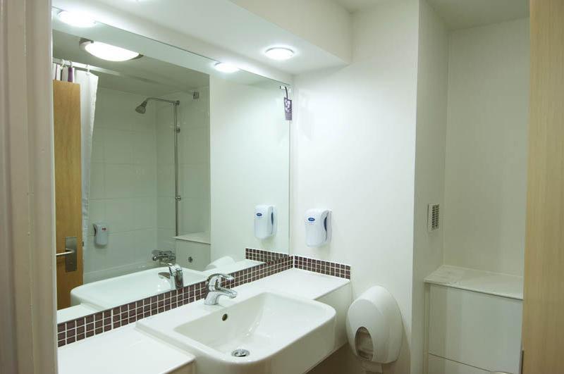 Premier Inn Bristol South المظهر الخارجي الصورة